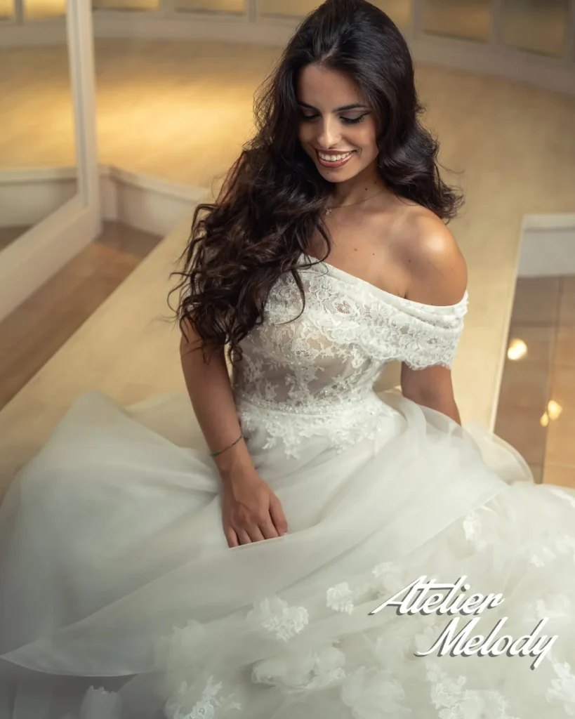 Abito da sposa pizzo spalle scoperte – Atelier Melody